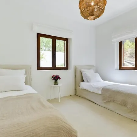 Wonderful Ibiza Blakstad San Rafael 5 Bedrooms A Tranquil Location Not Far Away From San Rafael San Rafael Villa Santa Gertrudis (Ibiza)